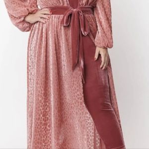 NWT Unique Vintage Heart Flocked 40s Duster